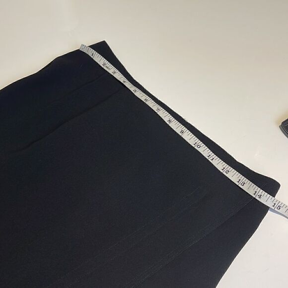 VINCE knee length black pencil skirt size 0 - Picture 9 of 10